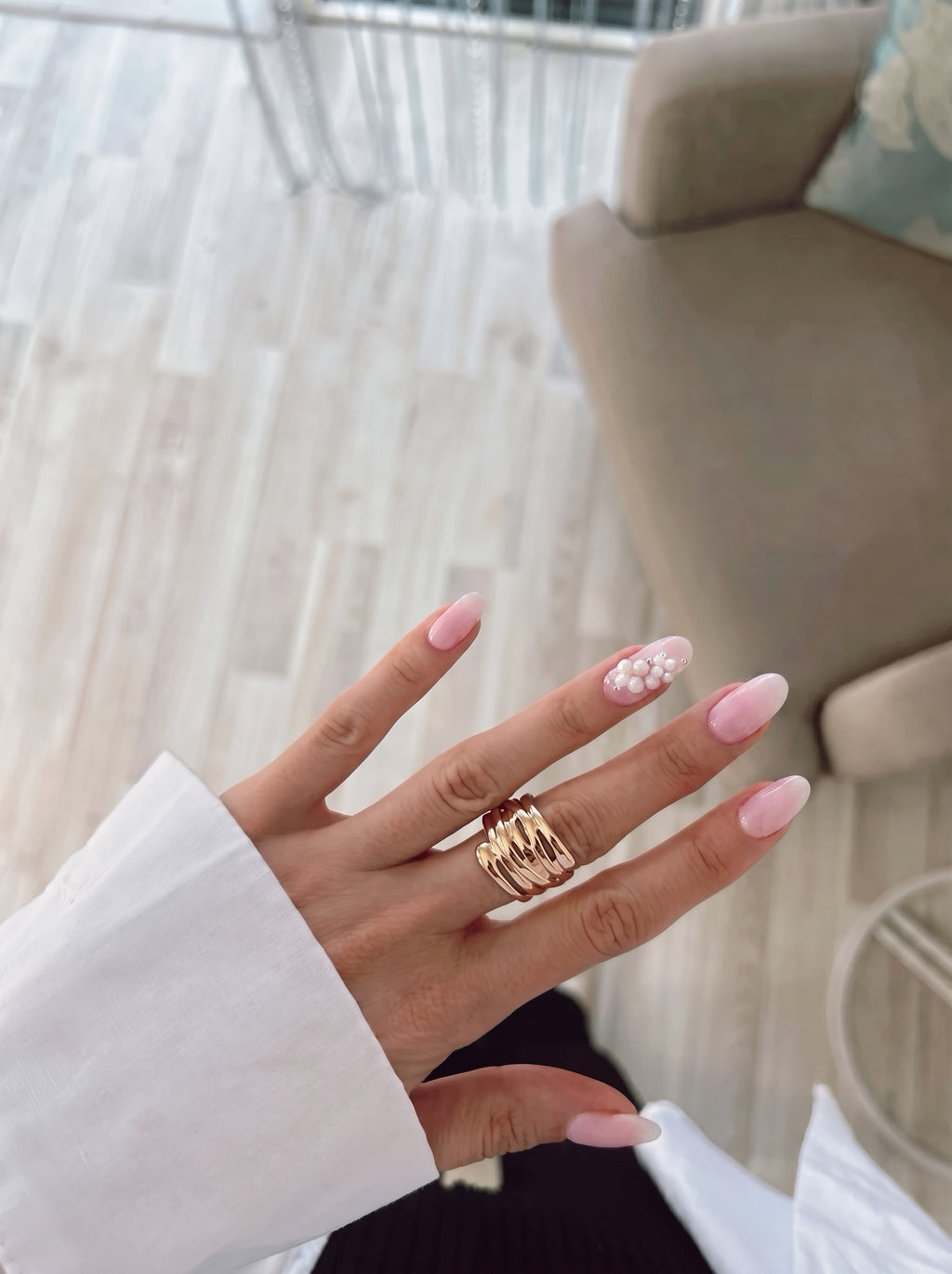 Pearl Ombré press-on nail - pembe ombré