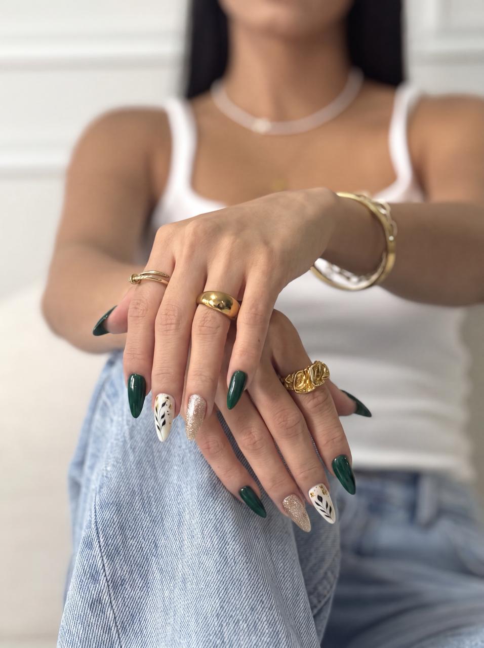 Badem Zümrüt Botanik Press-On Nail Set